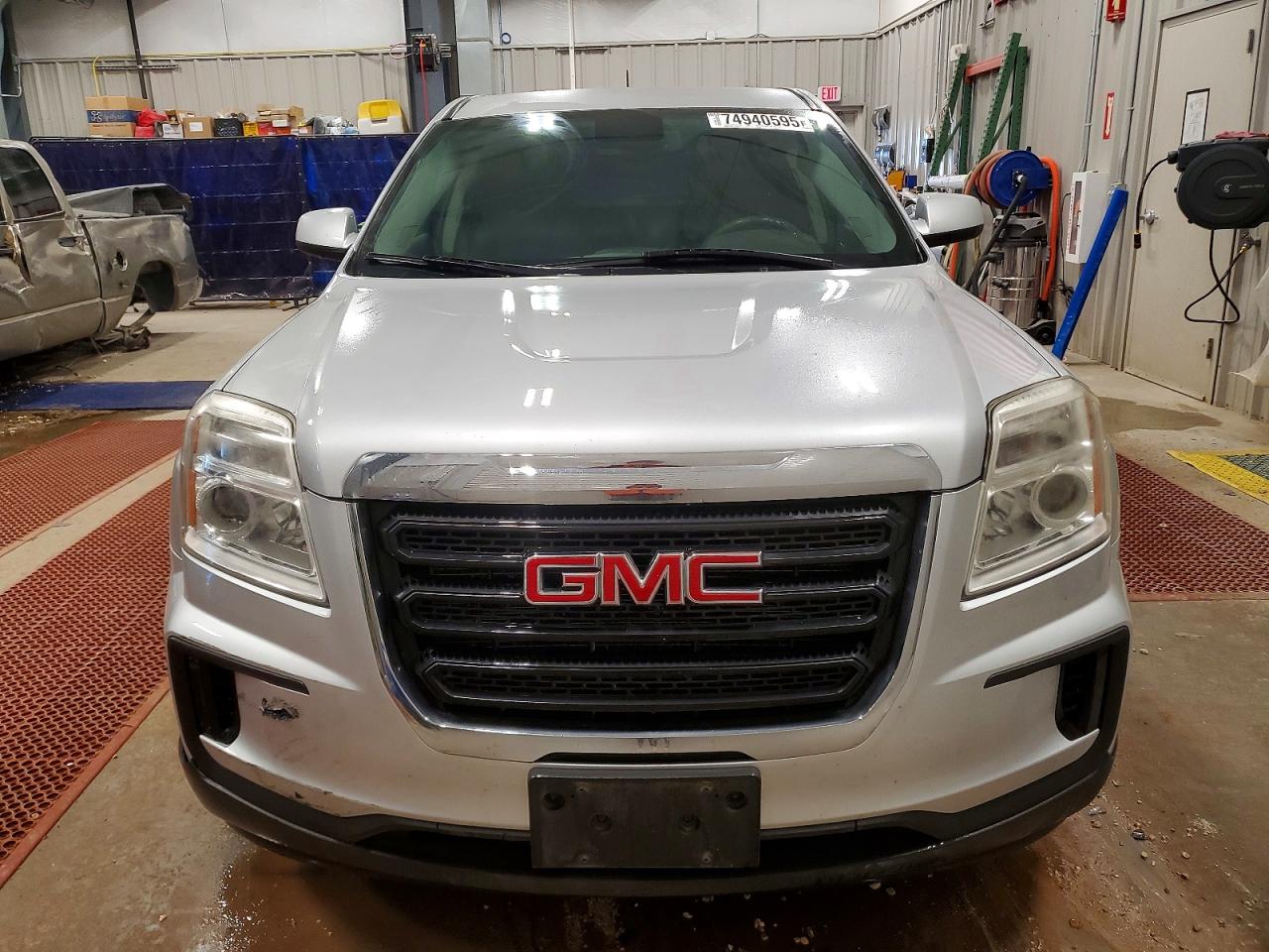 2017 GMC TERRAIN SLE photo 9
