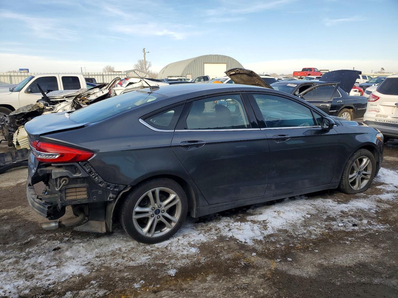 2018 FORD FUSION SE photo 3