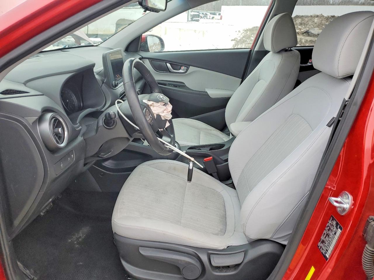 2022 HYUNDAI KONA SEL photo 7