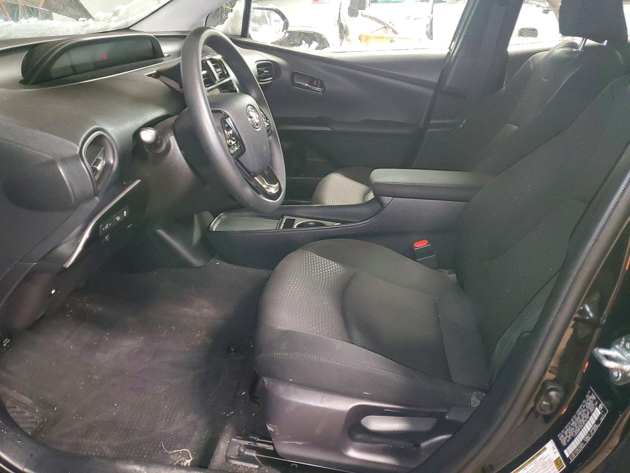 2019 TOYOTA PRIUS photo 13