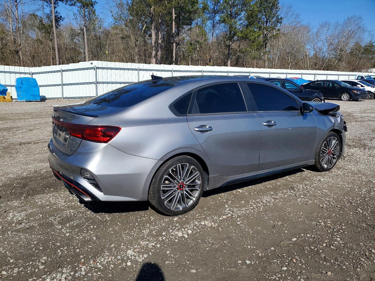 2024 KIA FORTE GT photo 3