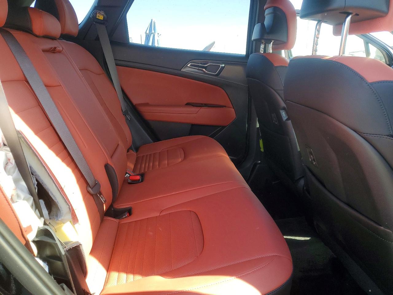 2025 KIA SPORTAGE SX PRESTIGE photo 10