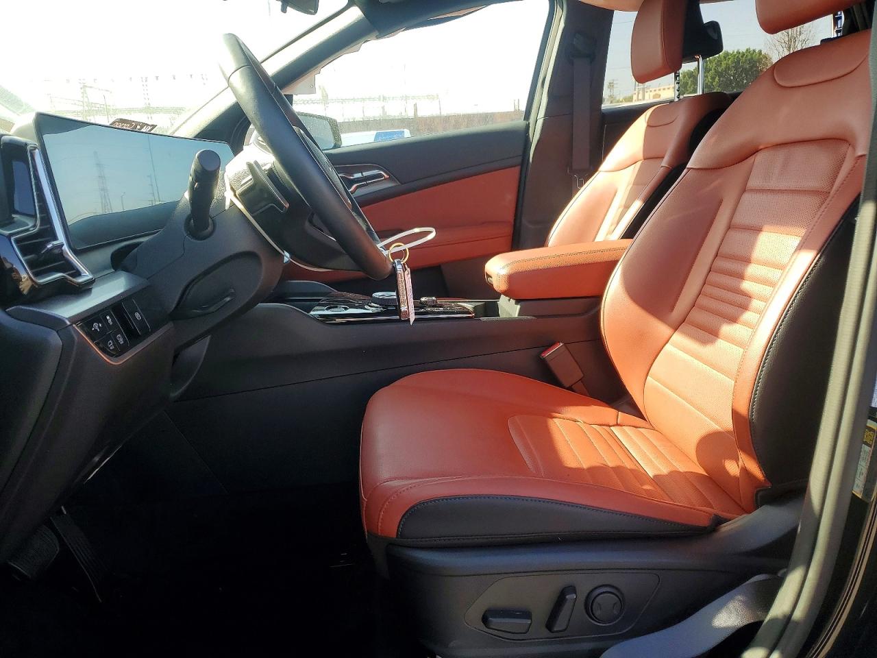 2025 KIA SPORTAGE SX PRESTIGE photo 7