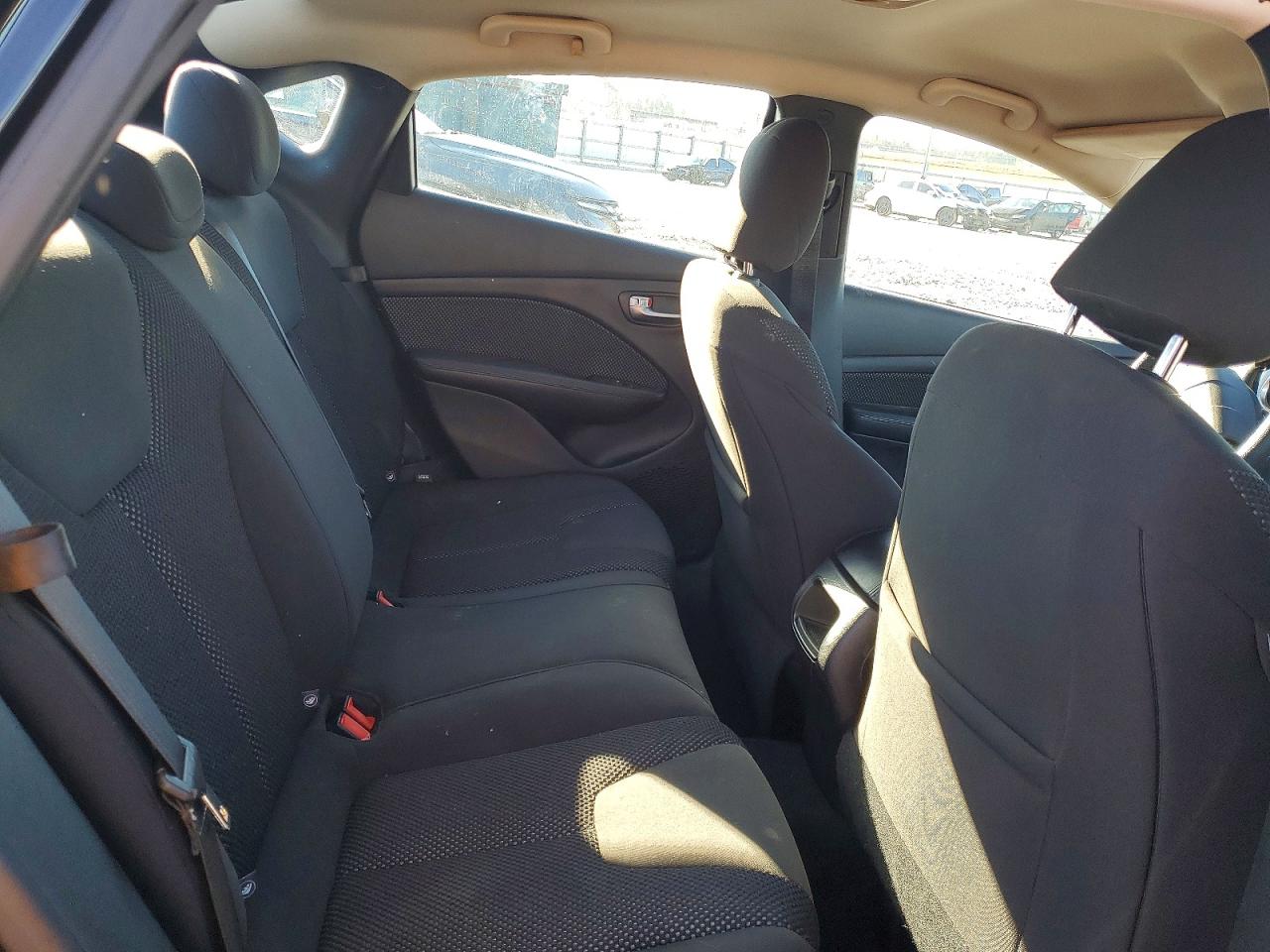 2015 DODGE DART SE photo 28
