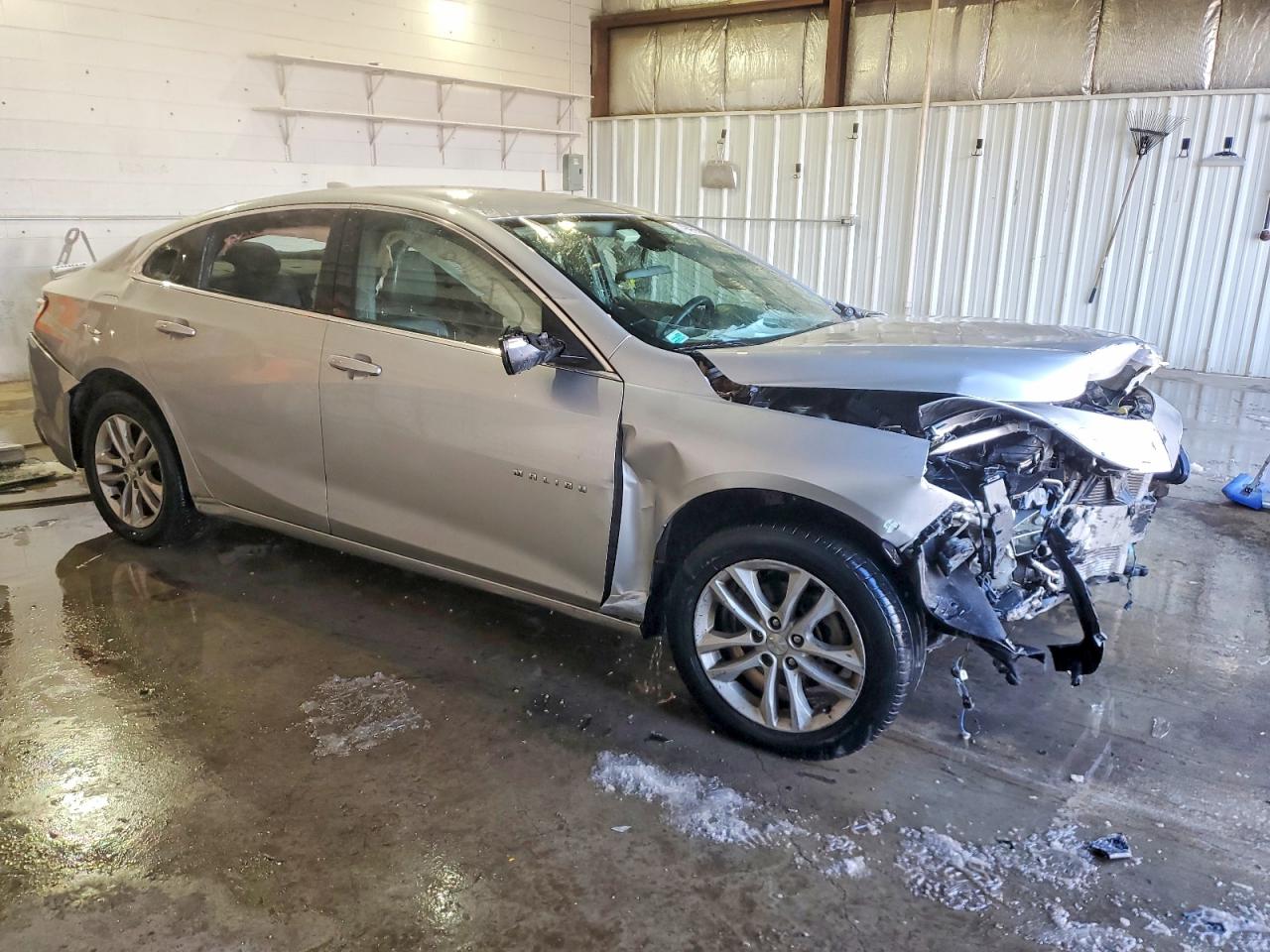 2016 CHEVROLET MALIBU LT photo 4