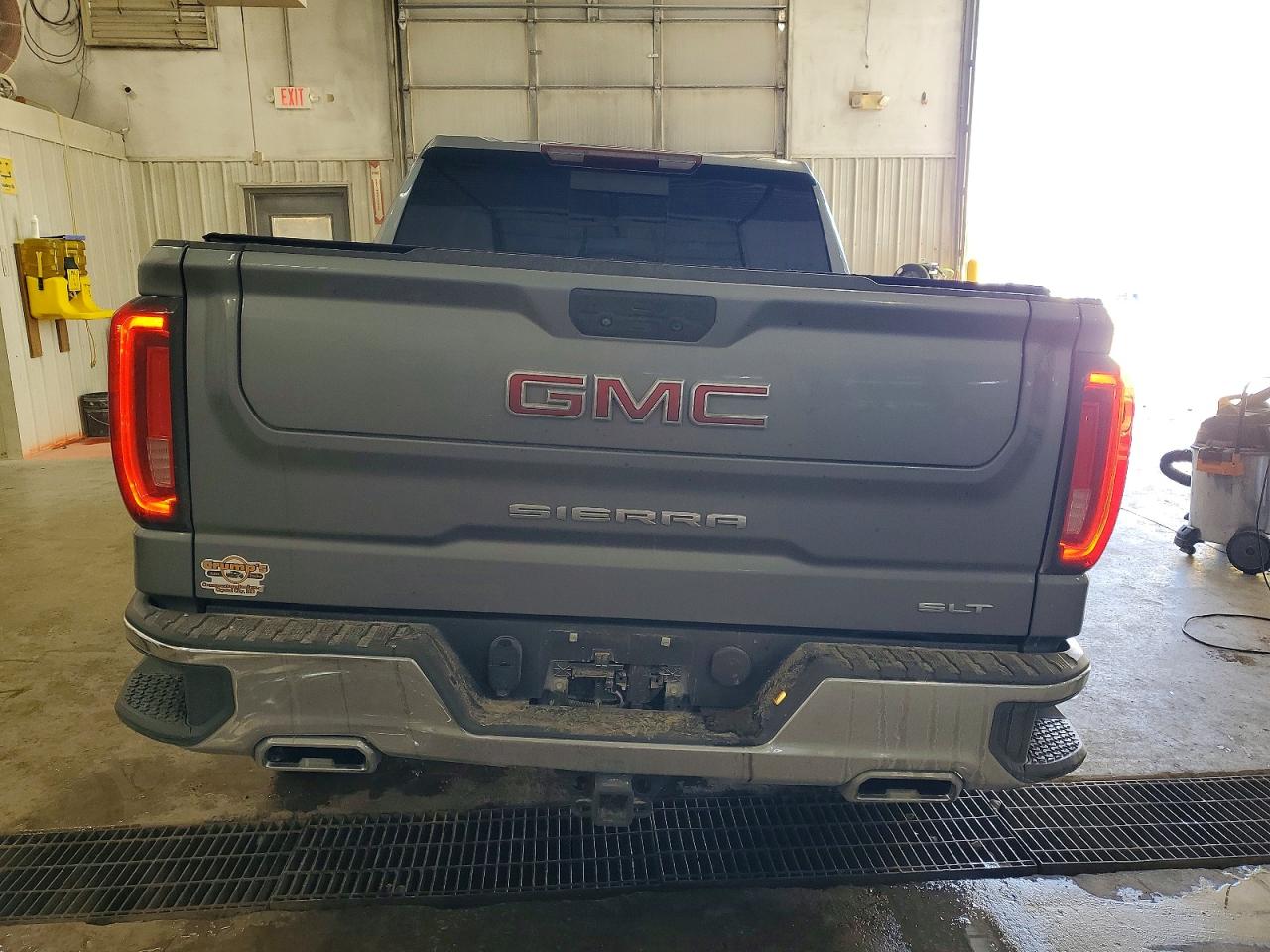 2020 GMC SIERRA K1500 SLT photo 6