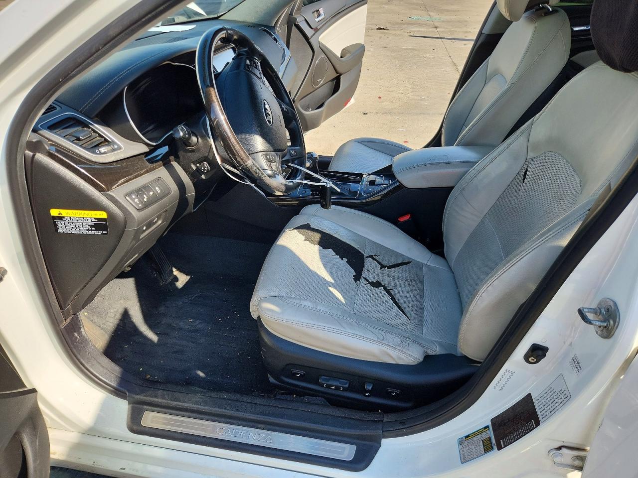 2014 KIA CADENZA LIMITED photo 7