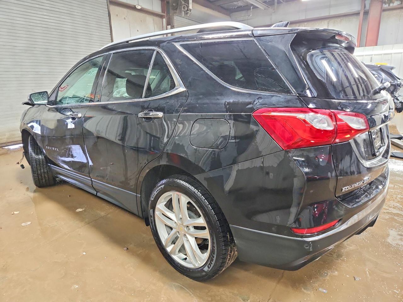 2019 CHEVROLET EQUINOX PREMIER photo 2