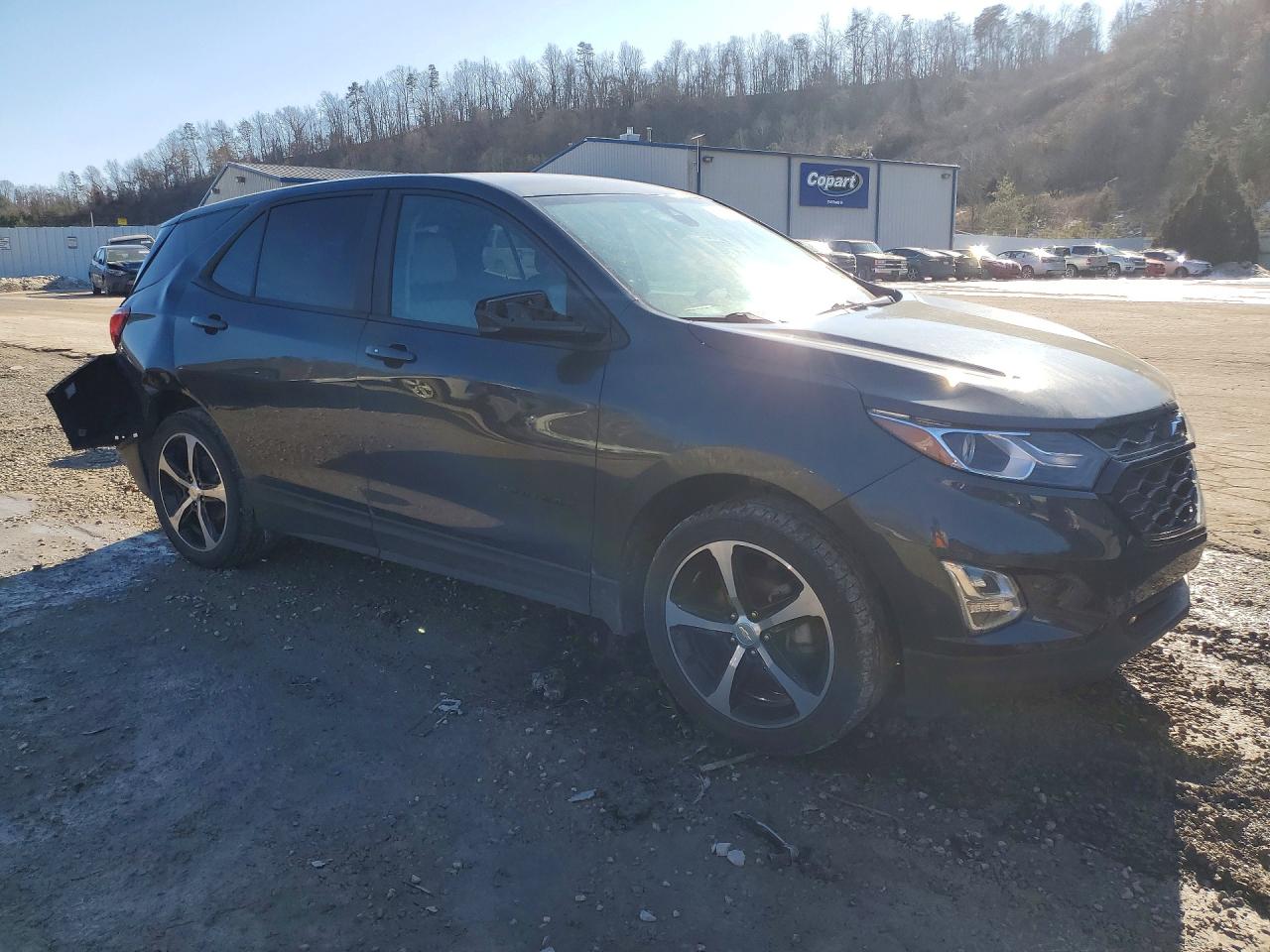2021 CHEVROLET EQUINOX photo 4