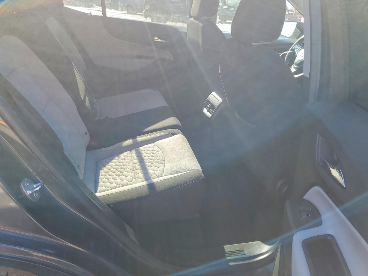 2021 CHEVROLET EQUINOX photo 10