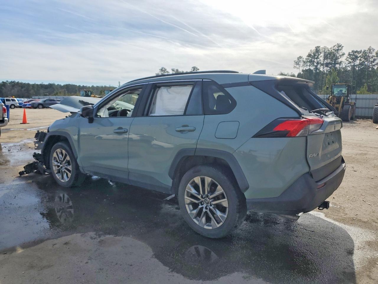 2019 TOYOTA RAV4 XLE PREMIUM photo 4