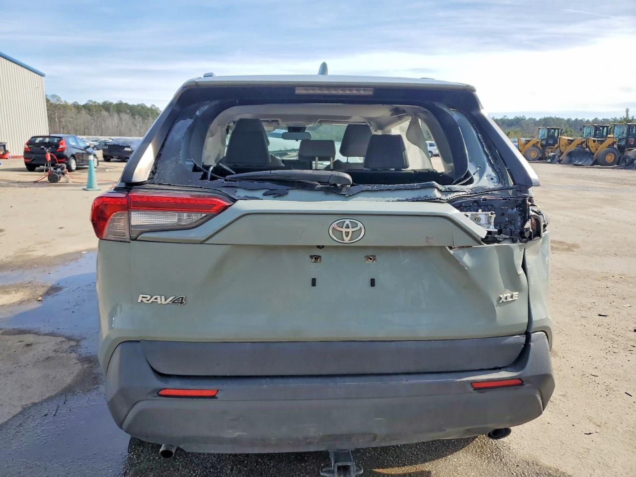 2019 TOYOTA RAV4 XLE PREMIUM photo 16