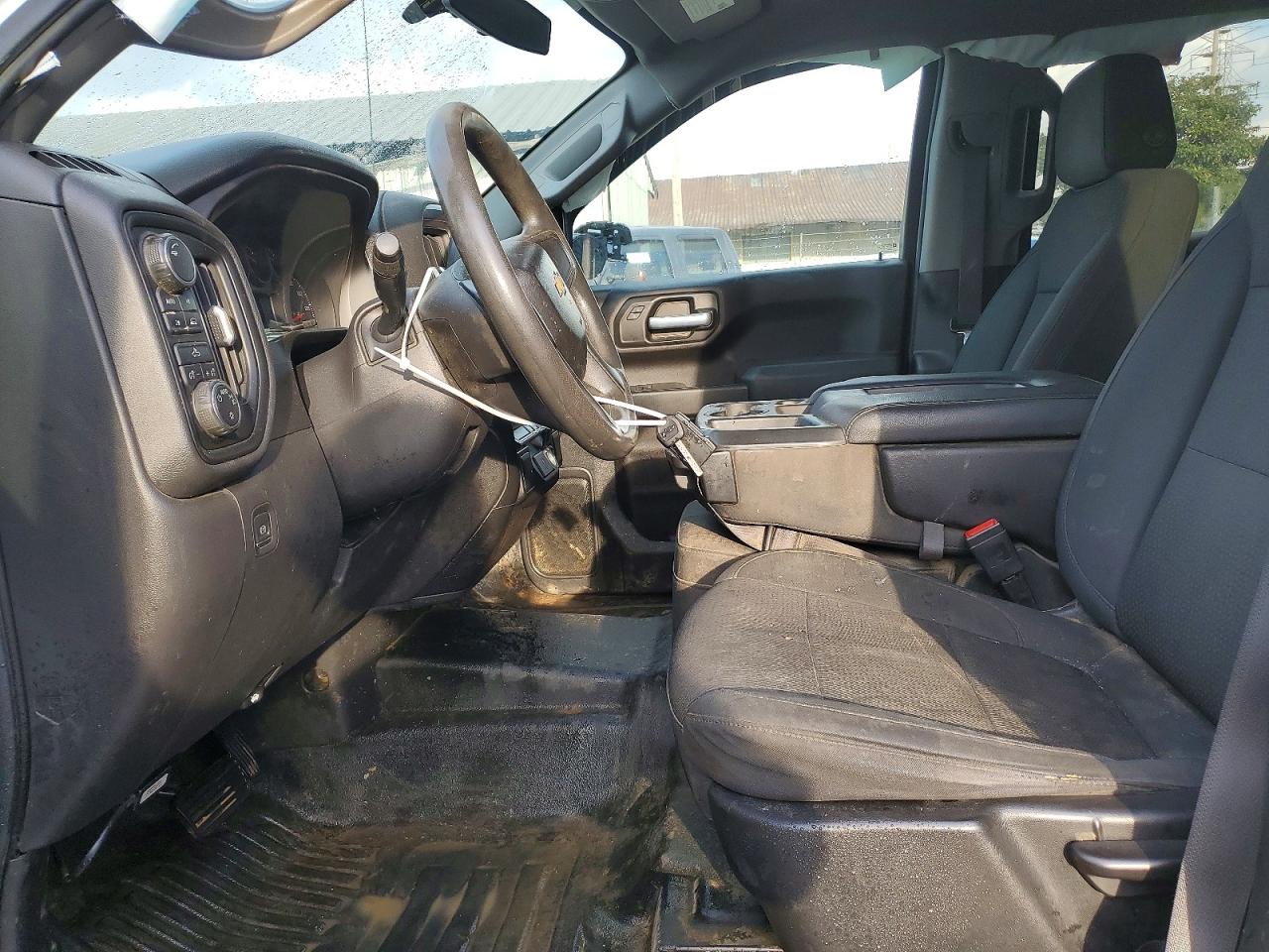 2019 CHEVROLET SILVERADO K1500 photo 7