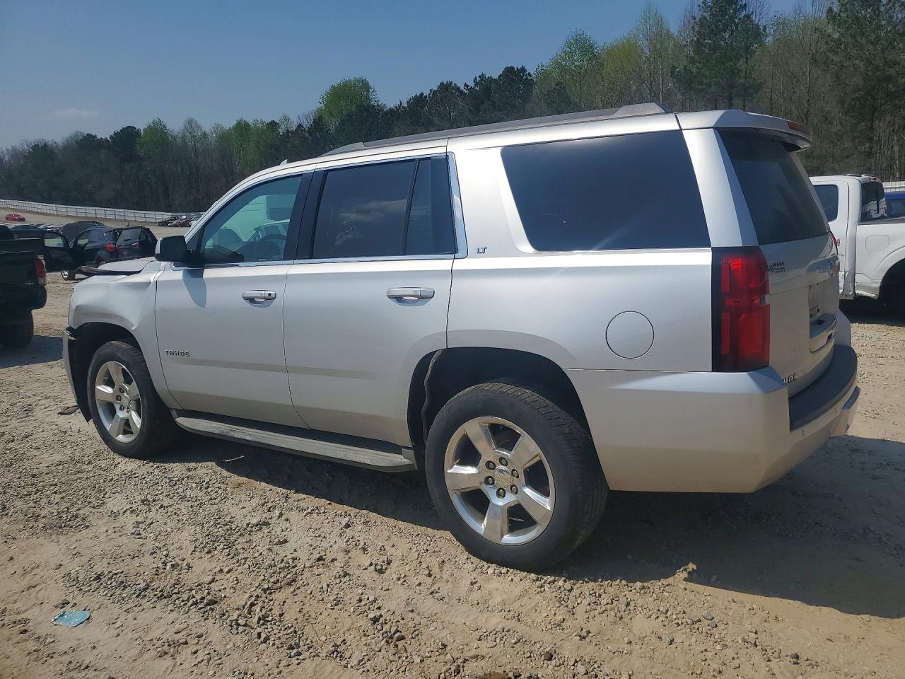 2015 CHEVROLET TAHOE K1500 LT photo 2