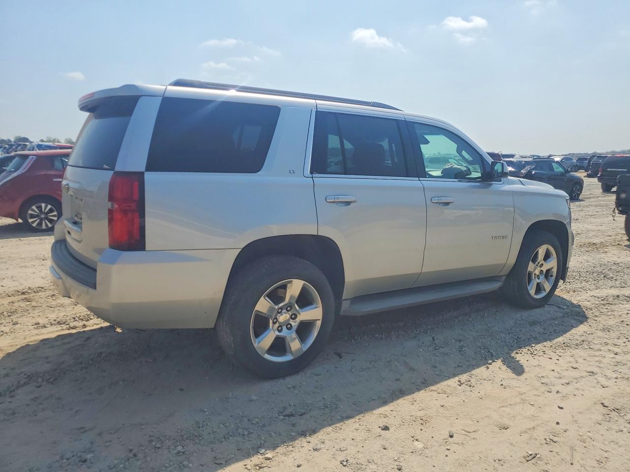 2015 CHEVROLET TAHOE K1500 LT photo 3