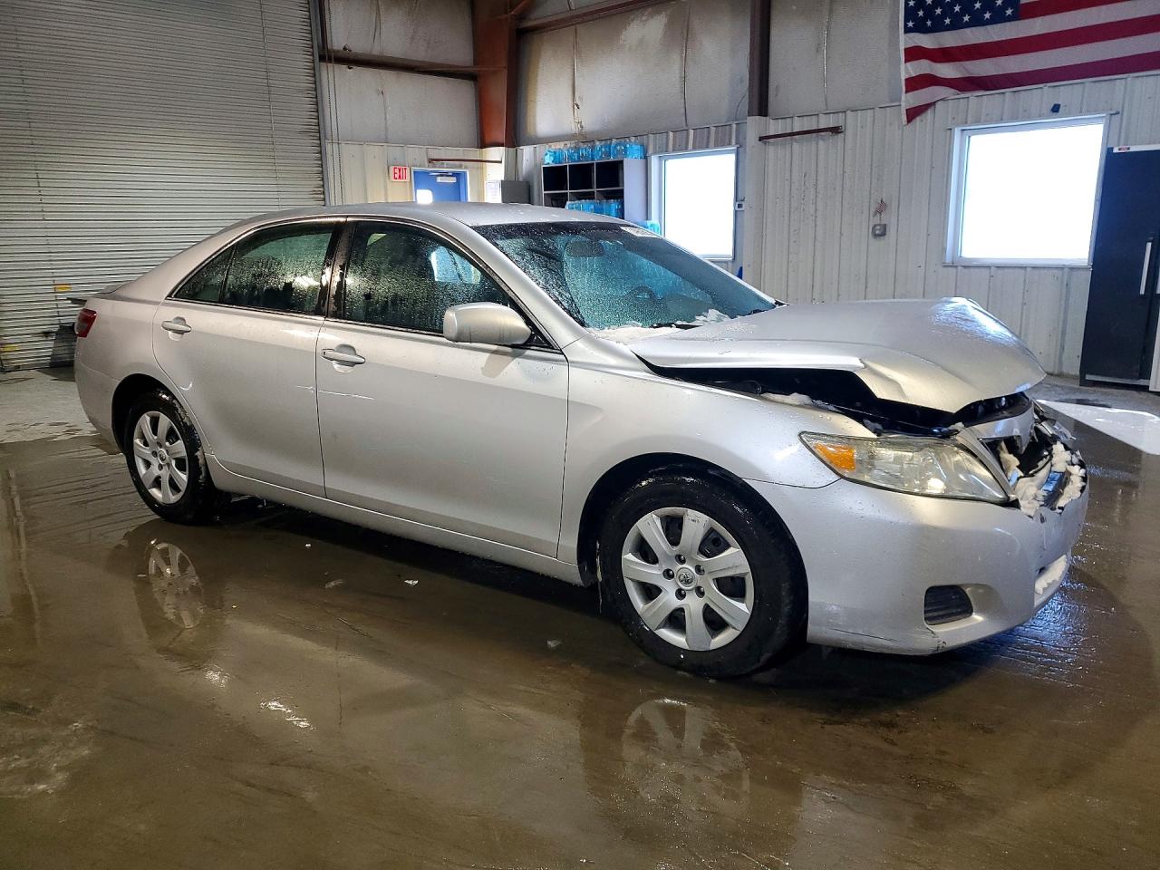 2010 TOYOTA CAMRY BASE photo 7