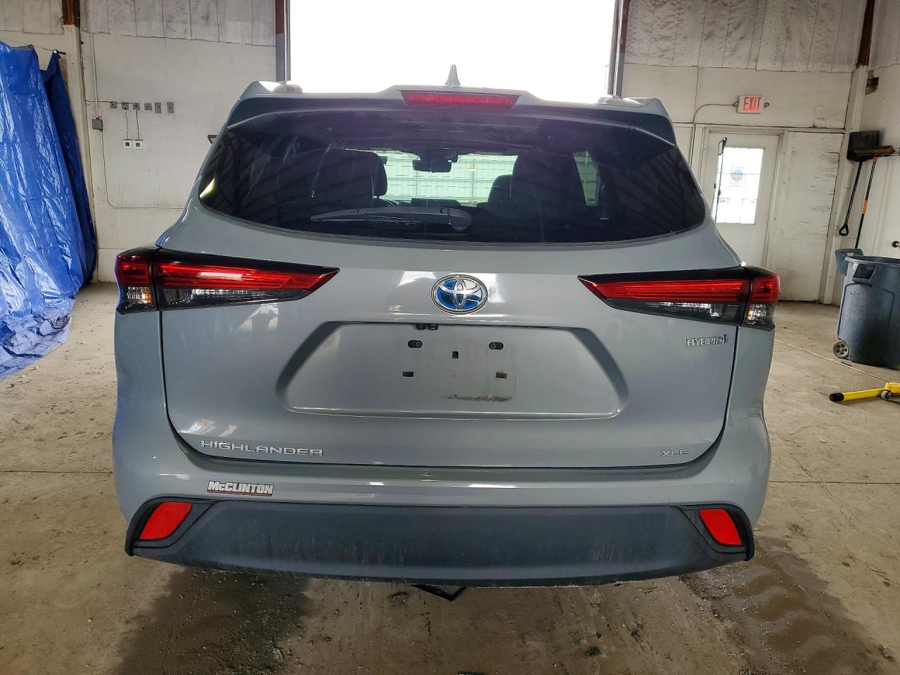 2022 TOYOTA HIGHLANDER HYBRID XLE photo 6