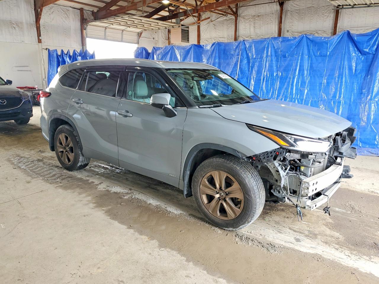 2022 TOYOTA HIGHLANDER HYBRID XLE photo 4