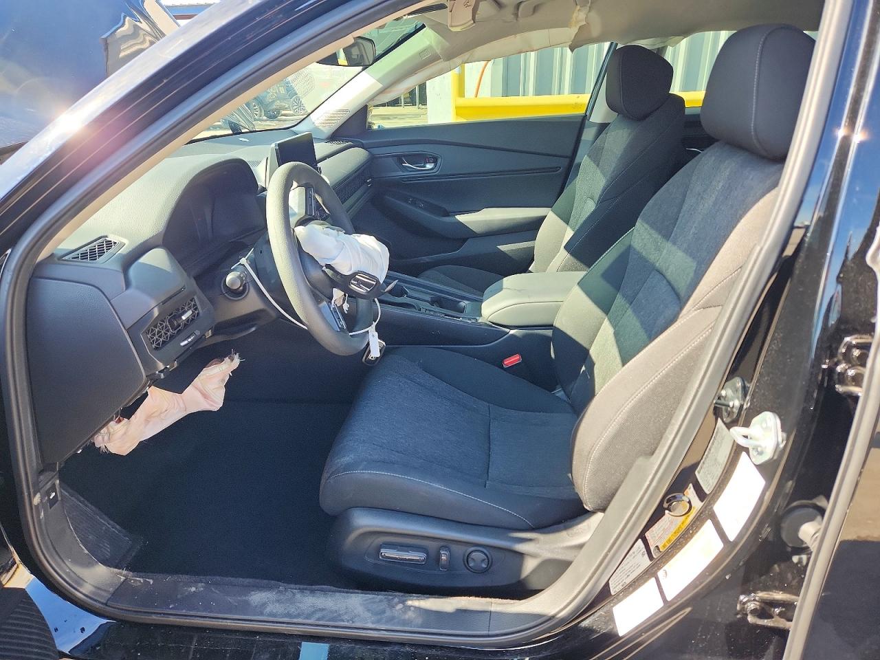 2025 HONDA ACCORD SE photo 19