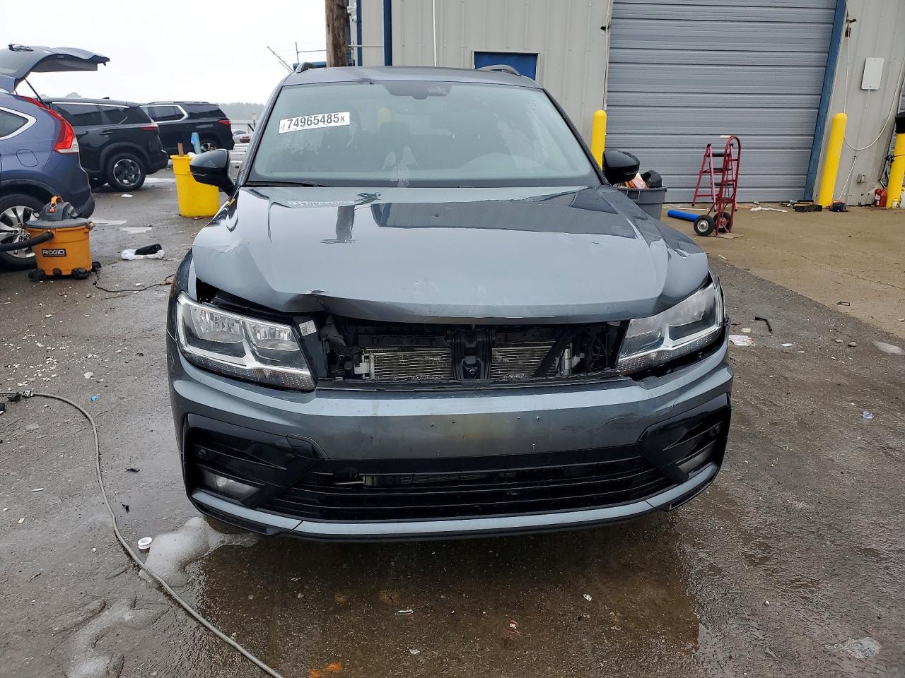2021 VOLKSWAGEN TIGUAN SE photo 17