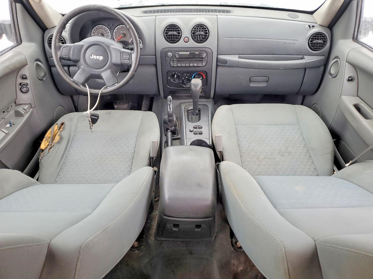 2005 JEEP LIBERTY SPORT photo 22