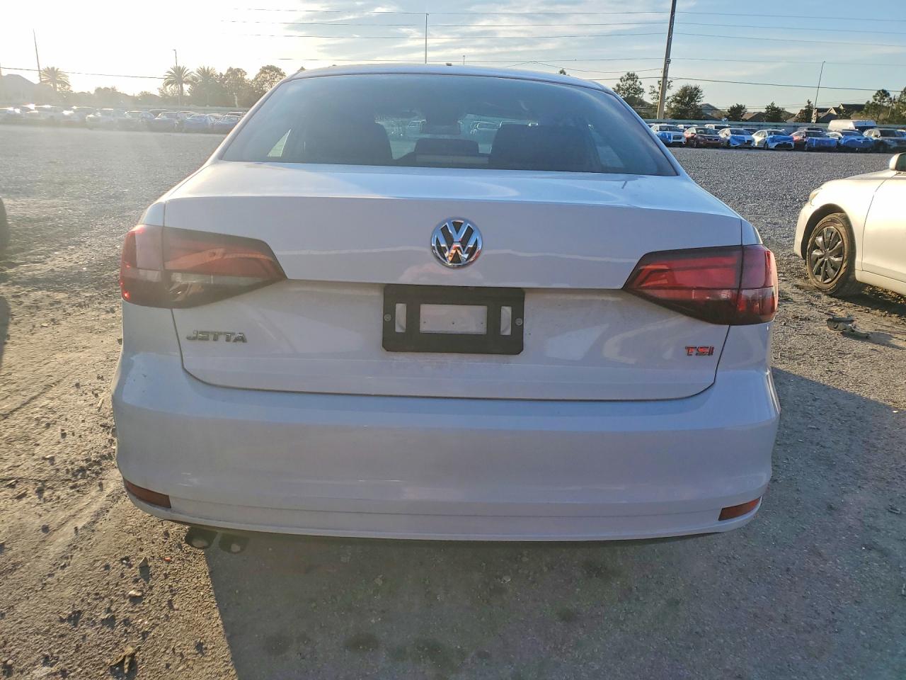 2017 VOLKSWAGEN JETTA S photo 6
