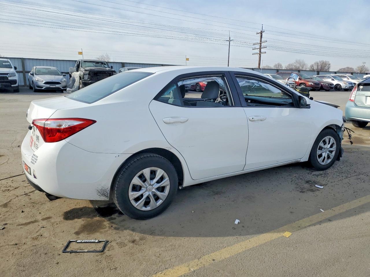 2015 TOYOTA COROLLA L photo 7