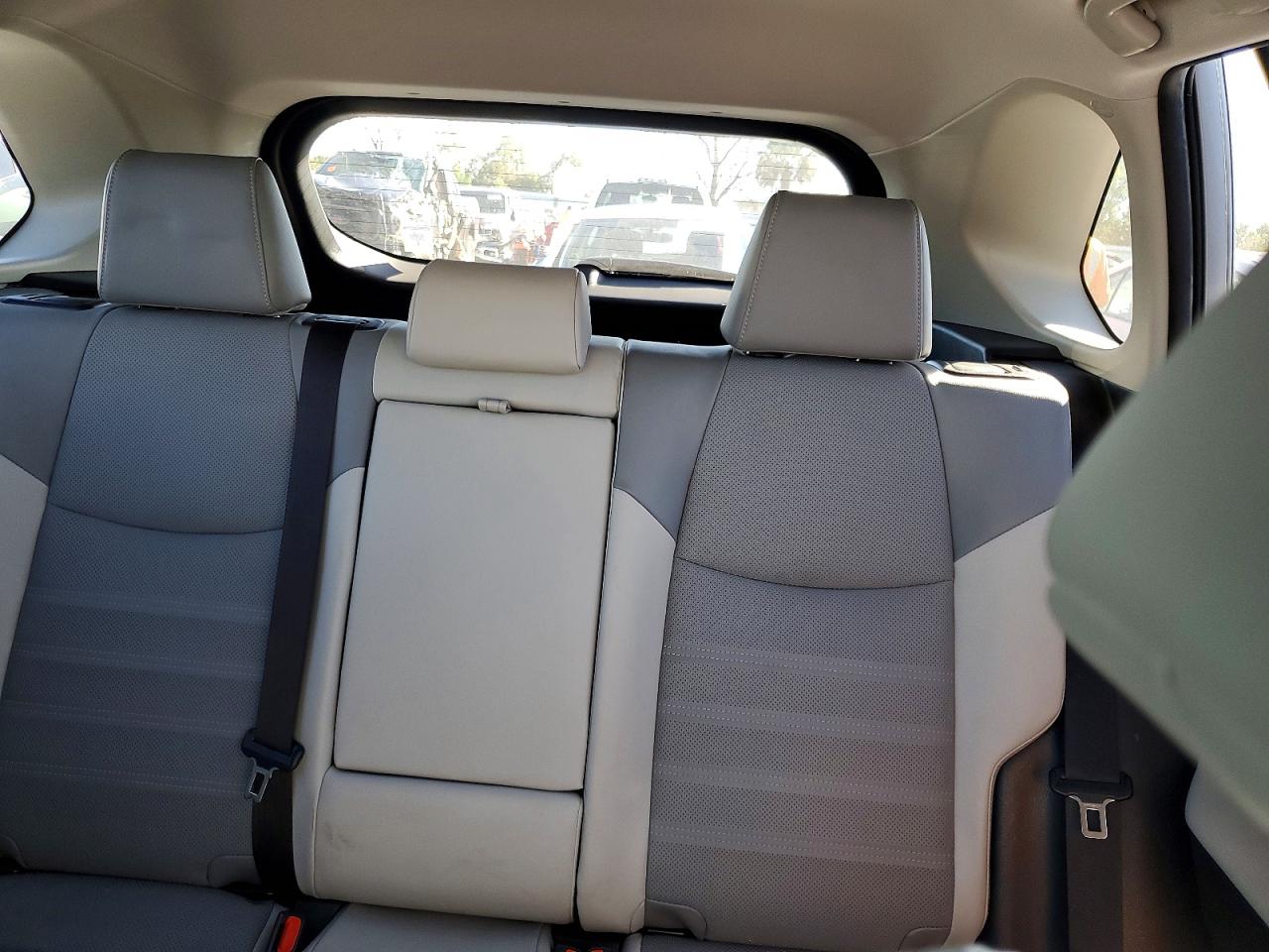 2024 TOYOTA RAV4 LIMITED photo 10