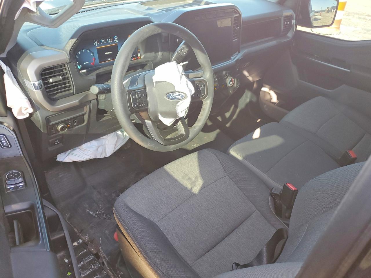 2024 FORD F150 XL photo 8