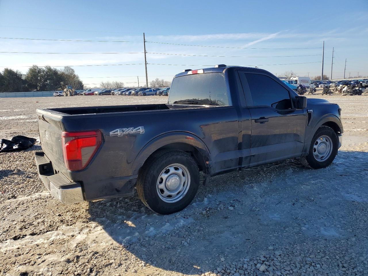 2024 FORD F150 XL photo 3