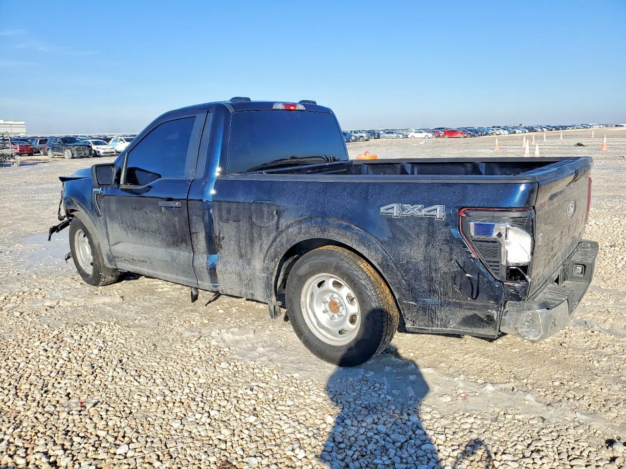 2024 FORD F150 XL photo 2