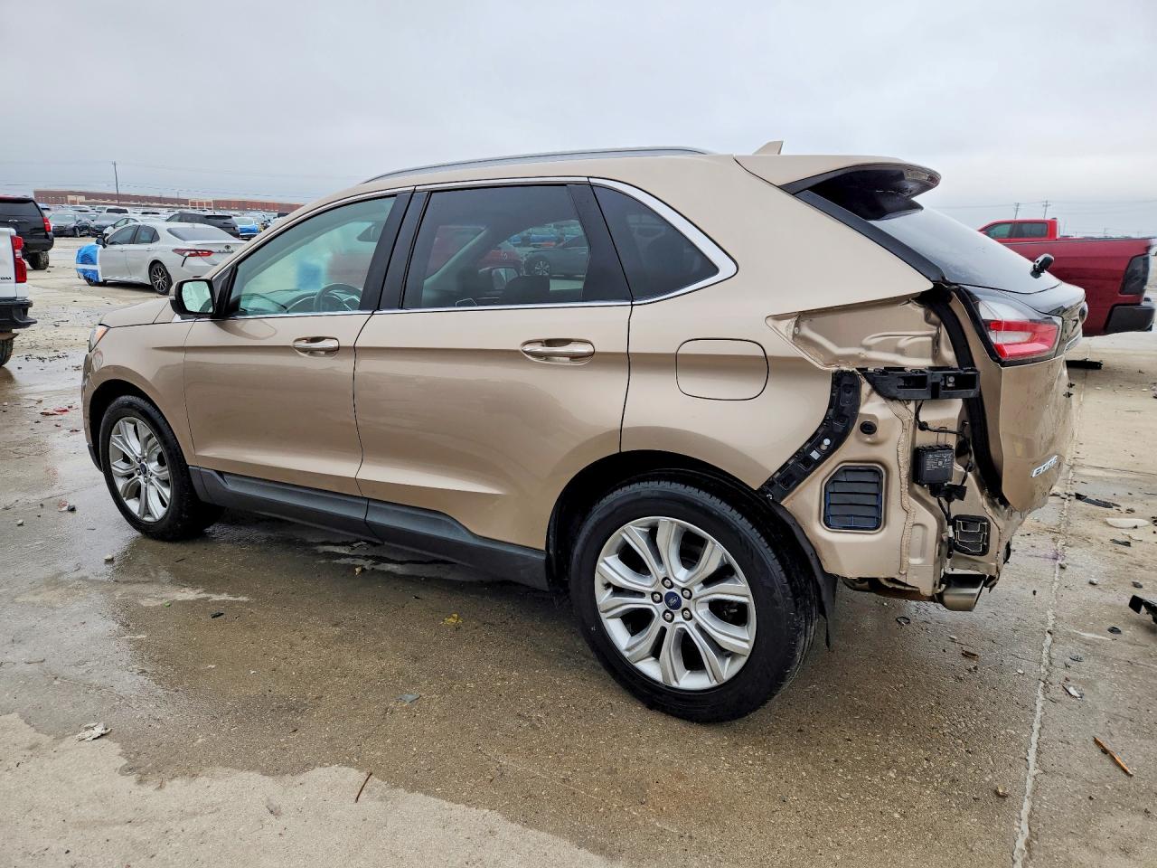 2020 FORD EDGE TITANIUM photo 4