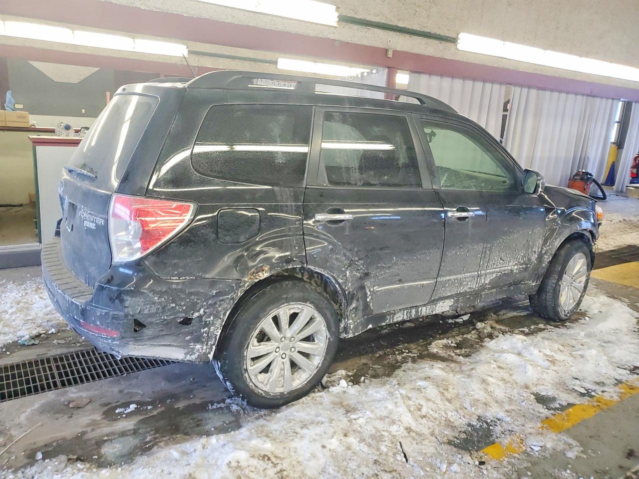 2013 SUBARU FORESTER 2.5X PREMIUM photo 5