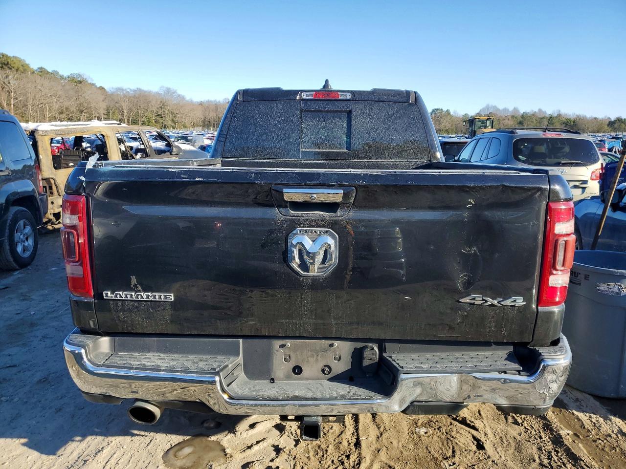 2019 RAM 1500 LARAMIE photo 6