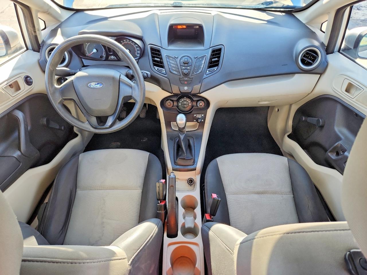 2012 FORD FIESTA S photo 22