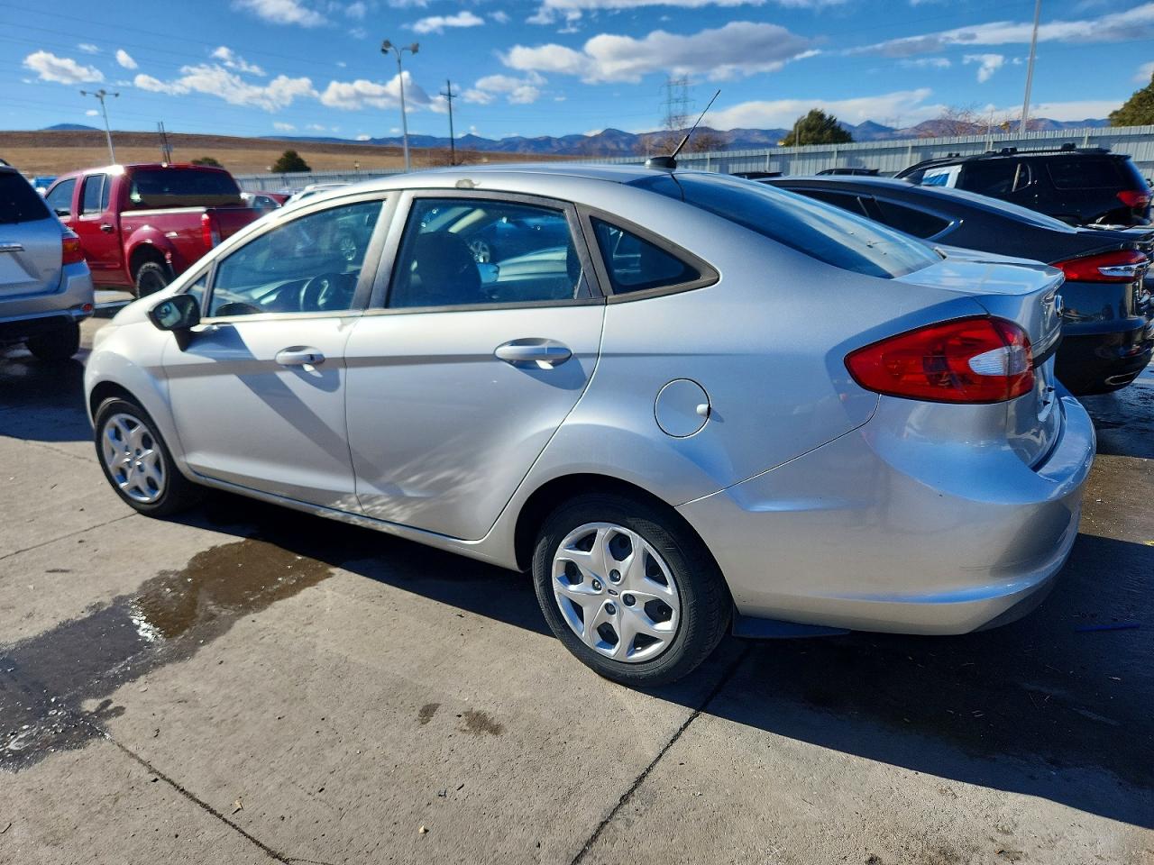 2012 FORD FIESTA S photo 4