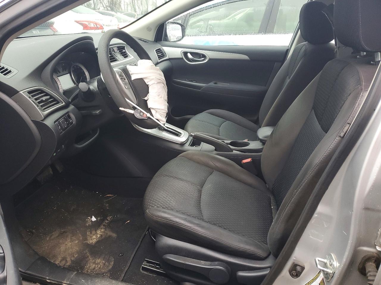2013 NISSAN SENTRA S photo 13