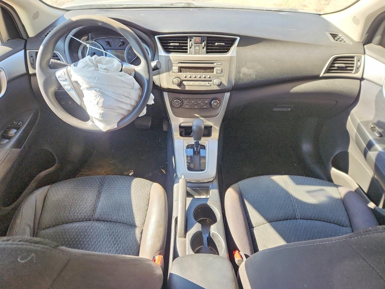 2013 NISSAN SENTRA S photo 15