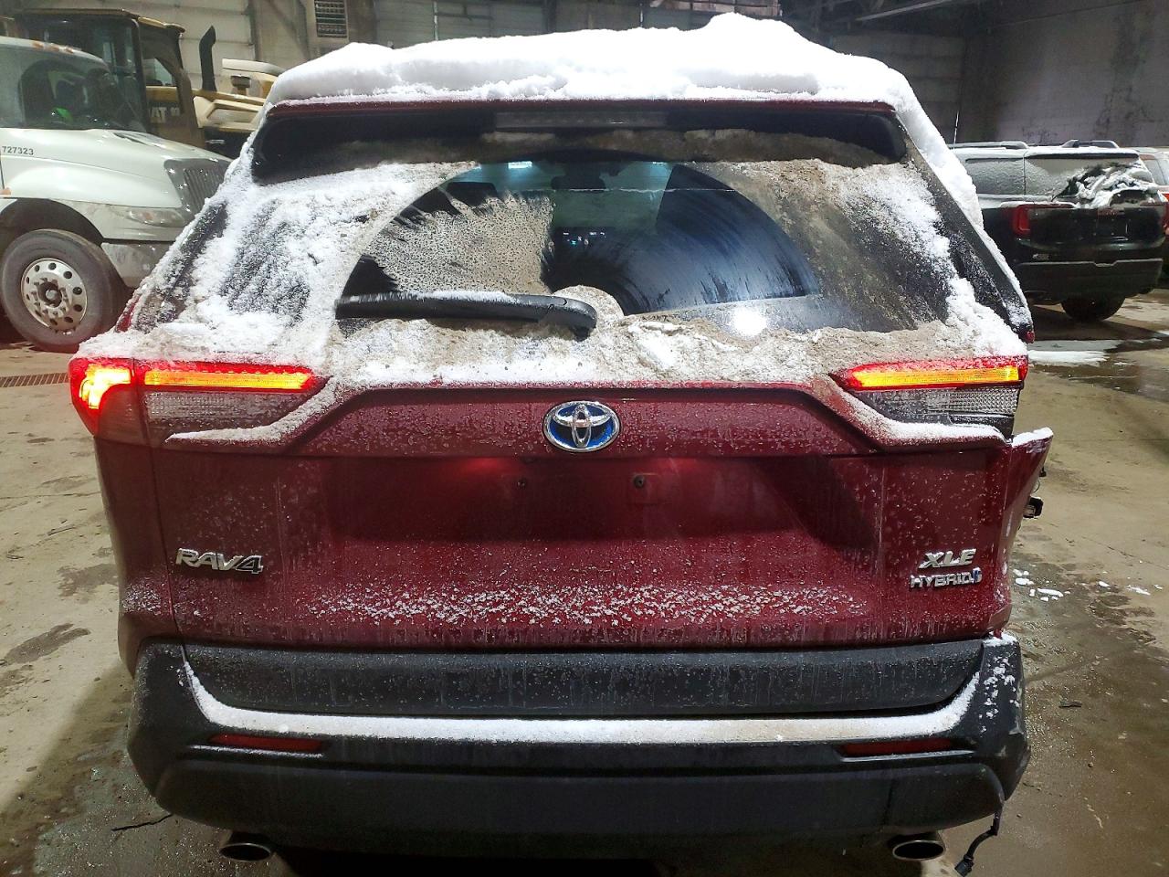 2022 TOYOTA RAV4 XLE photo 6