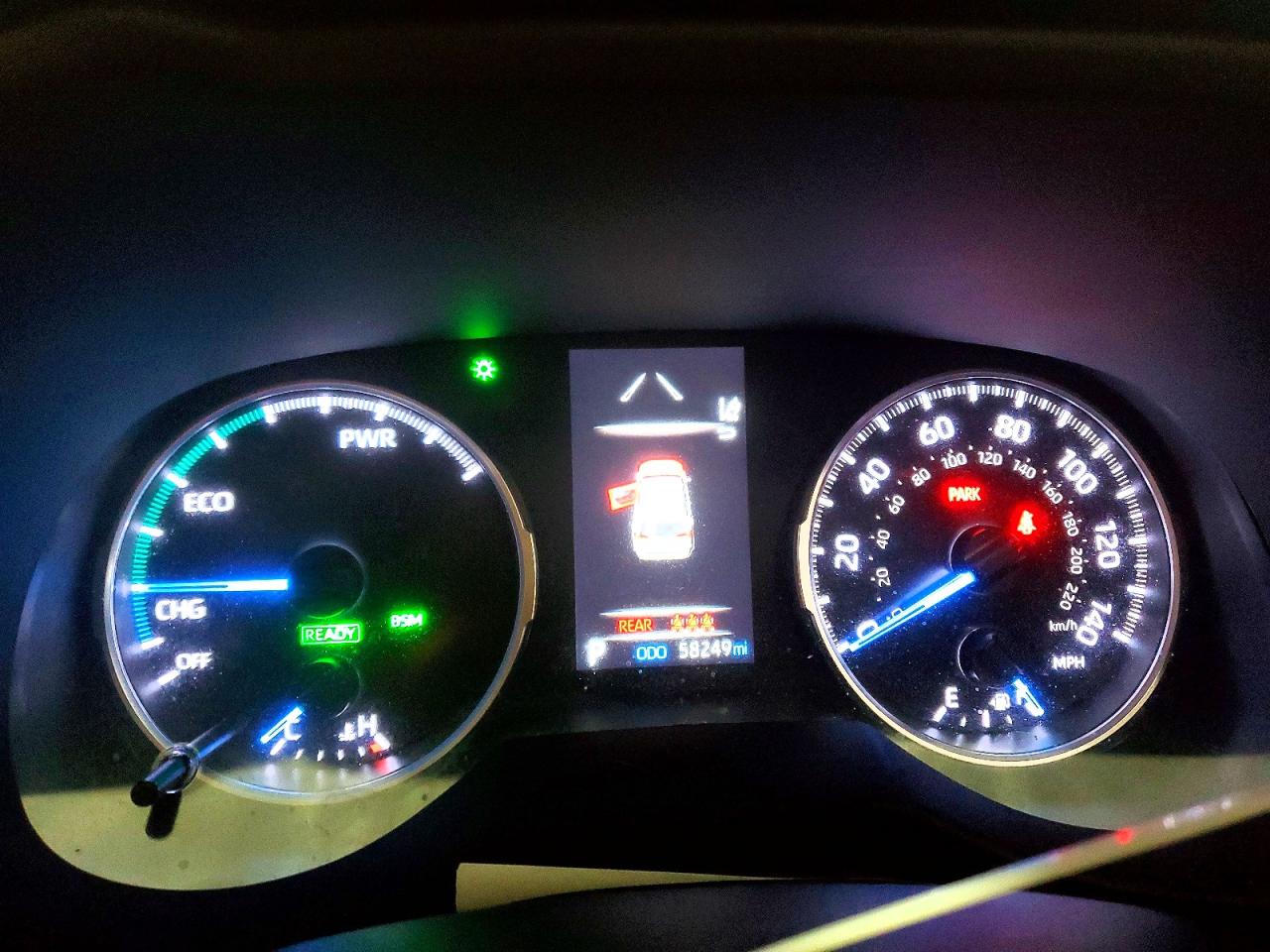 2022 TOYOTA RAV4 XLE photo 9