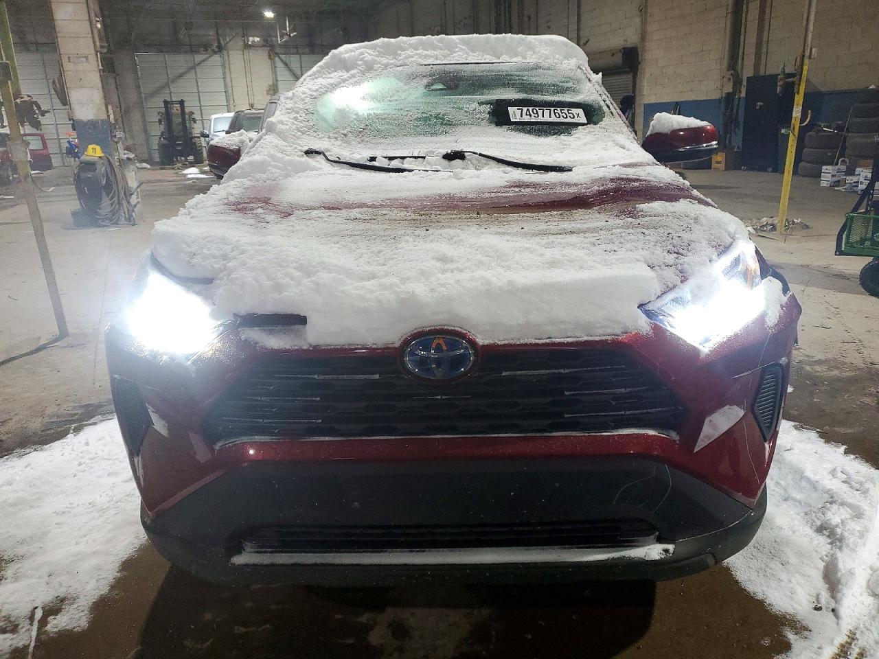 2022 TOYOTA RAV4 XLE photo 5