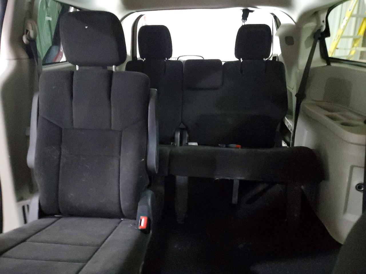 2012 DODGE GRAND CARAVAN SXT photo 10
