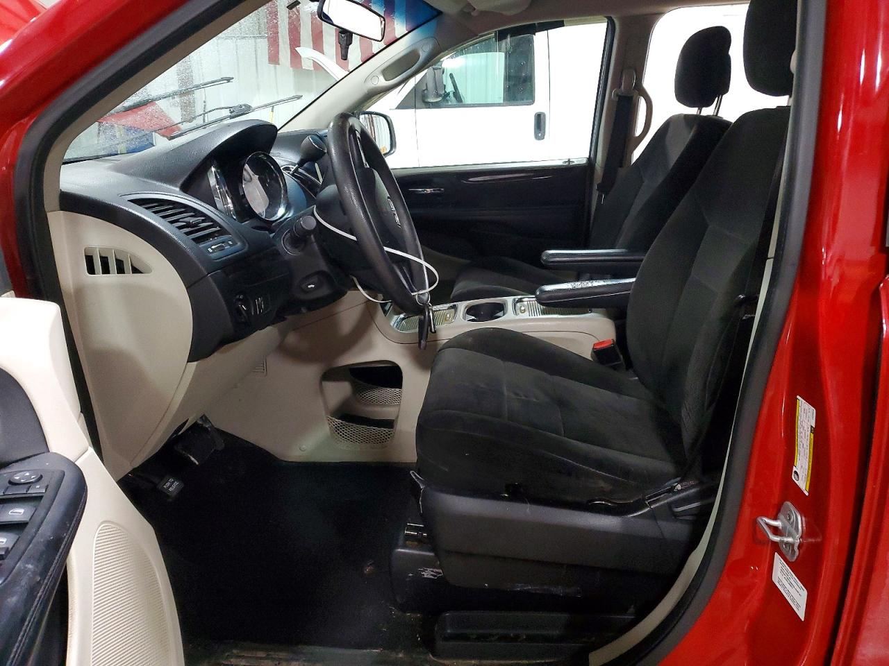 2012 DODGE GRAND CARAVAN SXT photo 7