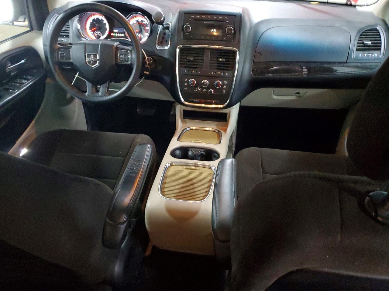 2012 DODGE GRAND CARAVAN SXT photo 8