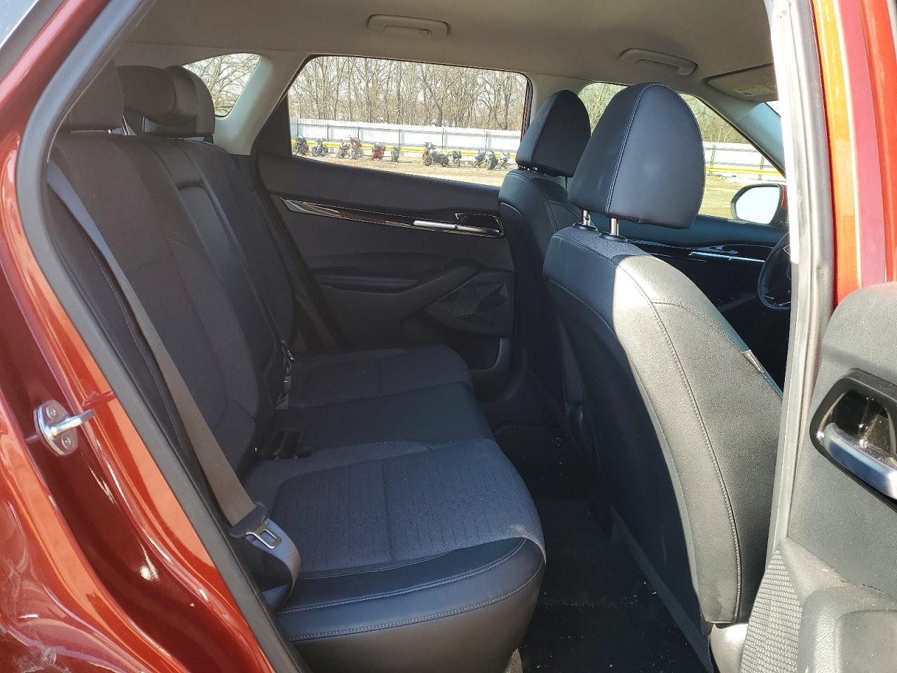 2021 KIA SELTOS S photo 11
