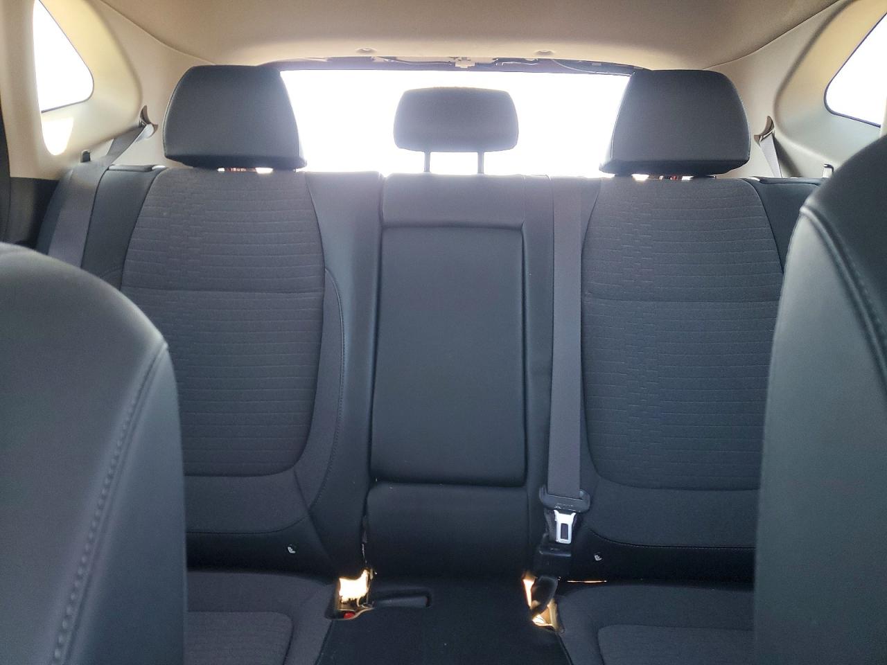 2021 KIA SELTOS S photo 10