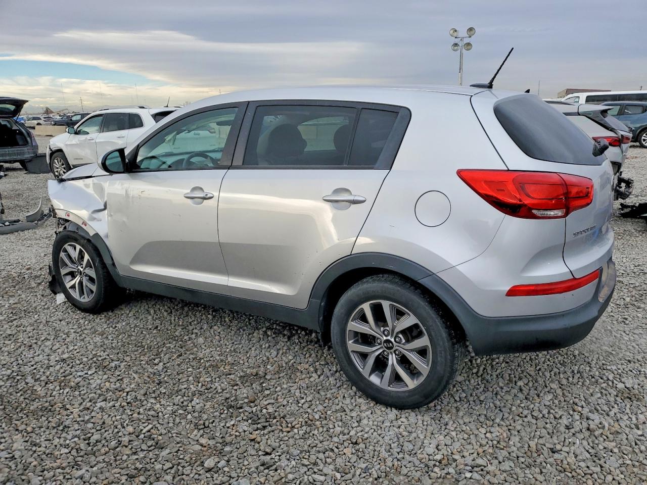 2016 KIA SPORTAGE LX photo 3