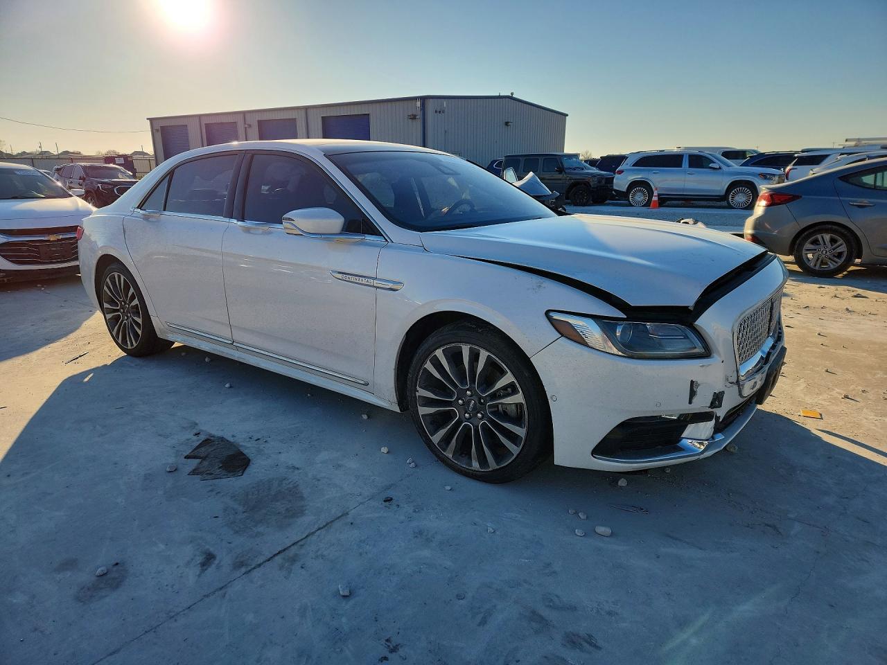 2019 LINCOLN CONTINENTAL RESERVE photo 7