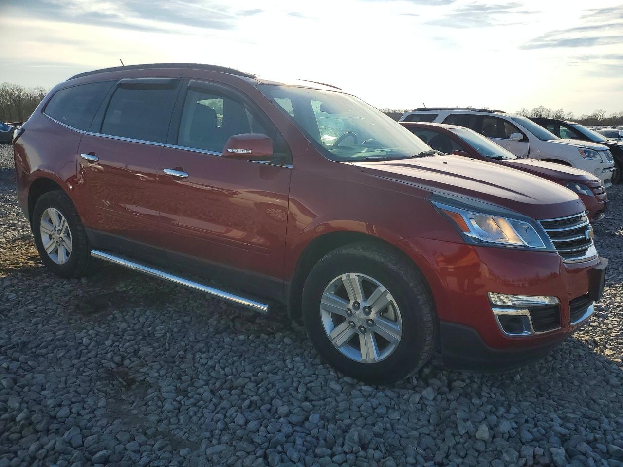 2014 CHEVROLET TRAVERSE LT photo 7