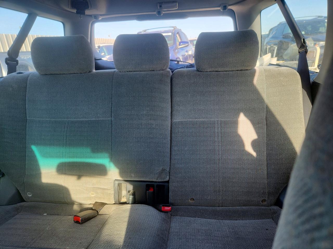 2001 SUBARU LEGACY L photo 10